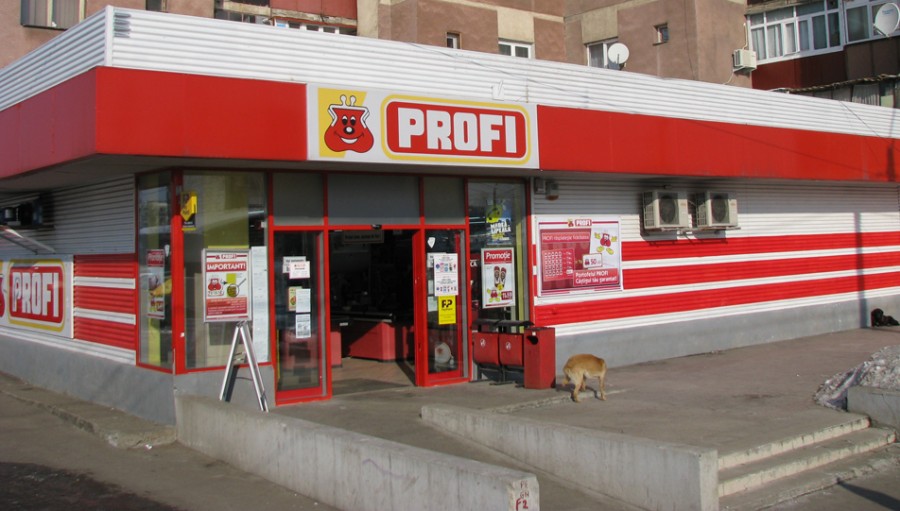 Profi deschide, duminică, primul magazin la Galaţi