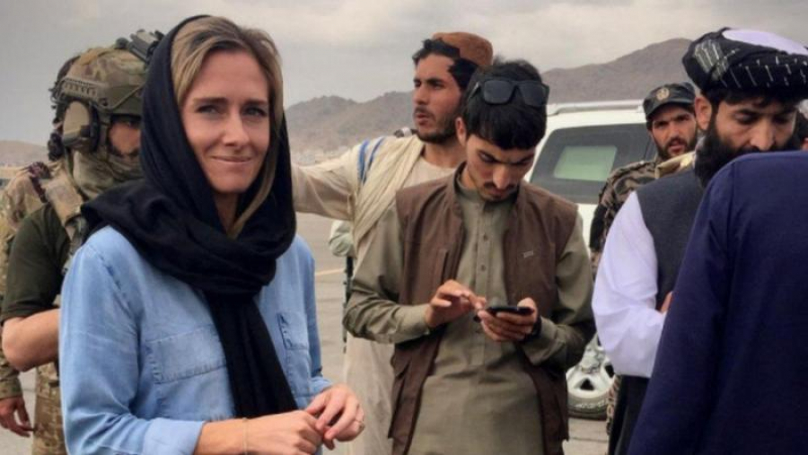 O jurnalistă însărcinată s-a refugiat la... talibanii din Afganistan