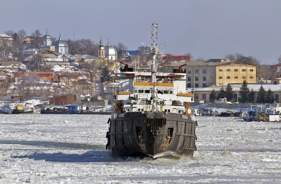 Trafic naval pe DUNĂRE | În porturile din Galaţi şi Brăila au intrat 11 nave maritime