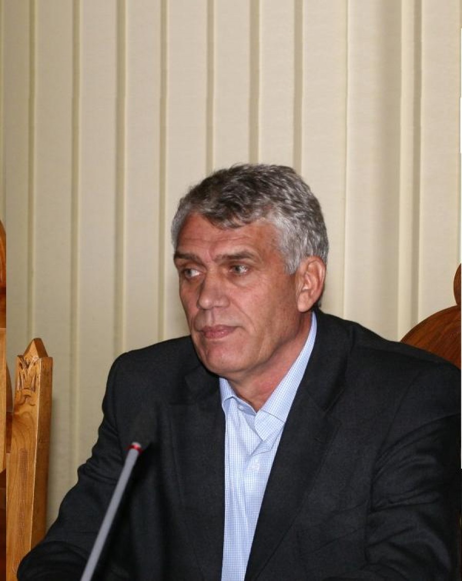 Senatorul Gheorghe Saghian: "Nu sunt mulţumit de activitatea preşedintelui Bacalbaşa"