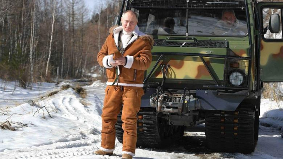 Vladimir Putin, în... taigaua siberiană