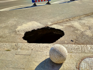Surpare pe strada Navelor, în zona Spicu (FOTO)