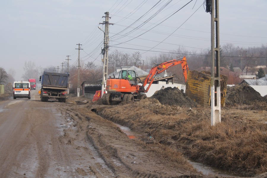 REPORTAJ/ TAXE de oraş pe mizeria unui cătun (FOTO)