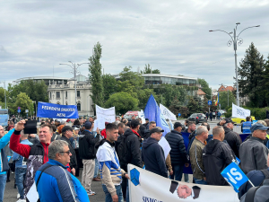 Protest al salariaților de la Ministerul Investițiilor