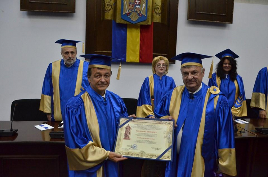 Preşedintele Senatului UDJG, Doctor Honoris Causa al Universităţii „Ovidius”