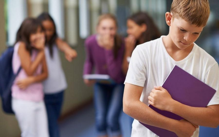 Peste 63 la sută dintre elevi se simt în pericol la şcoală