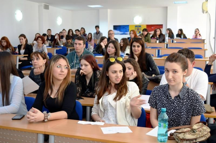 Periplu cultural francofon la Facultatea de Litere