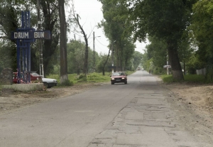 LUCRĂRI la covorul asfaltic: Circulaţie rutieră ÎNGREUNATĂ în Târgu Bujor