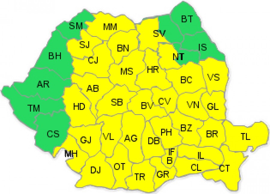 Cod galben de ploi torenţiale, grindină şi vijelii 