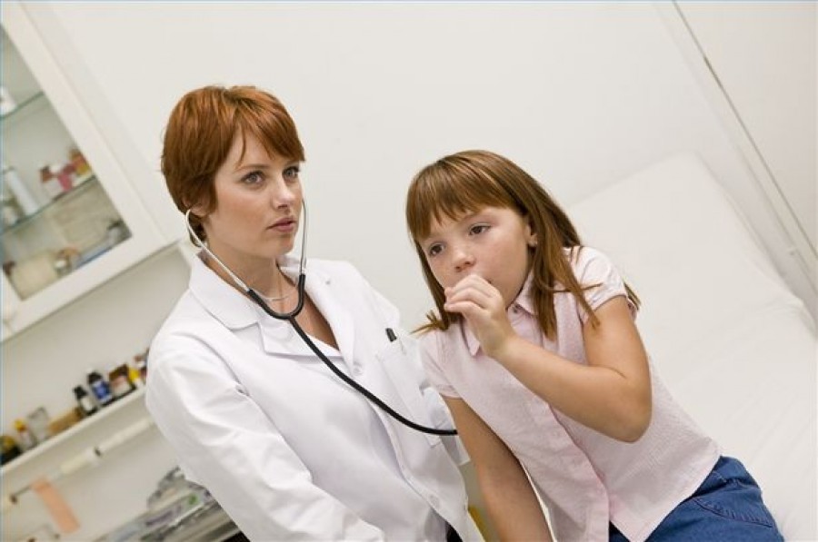 Nu scapă nimeni! Alte 3.000 de persoane cu viroze şi pneumonii
