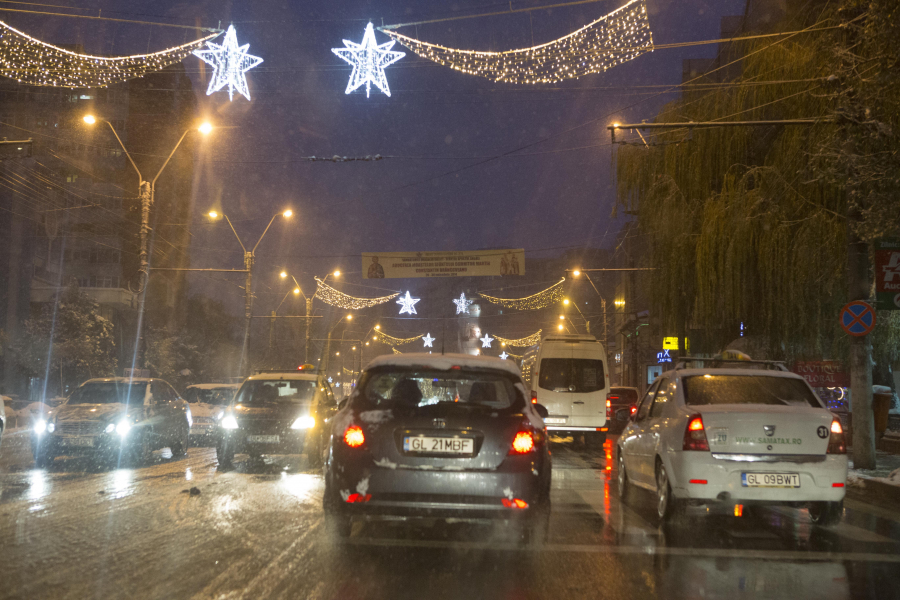 Patru ofertanţi pentru luminile Galaţiului