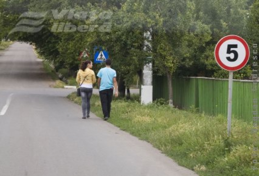 5km/oră - limita de viteză la Vânători 