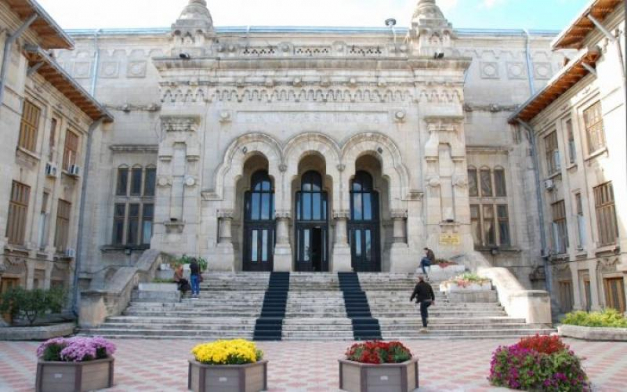 Toate cursurile de la Universitatea "Dunărea de Jos", cu prezenţă fizică