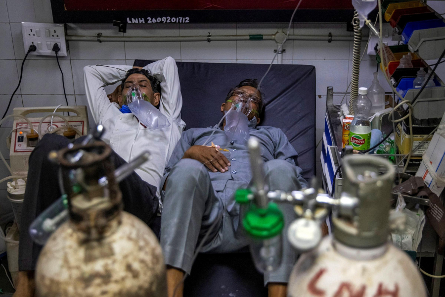 India, zdruncinată de "furtuna" coronavirusului
