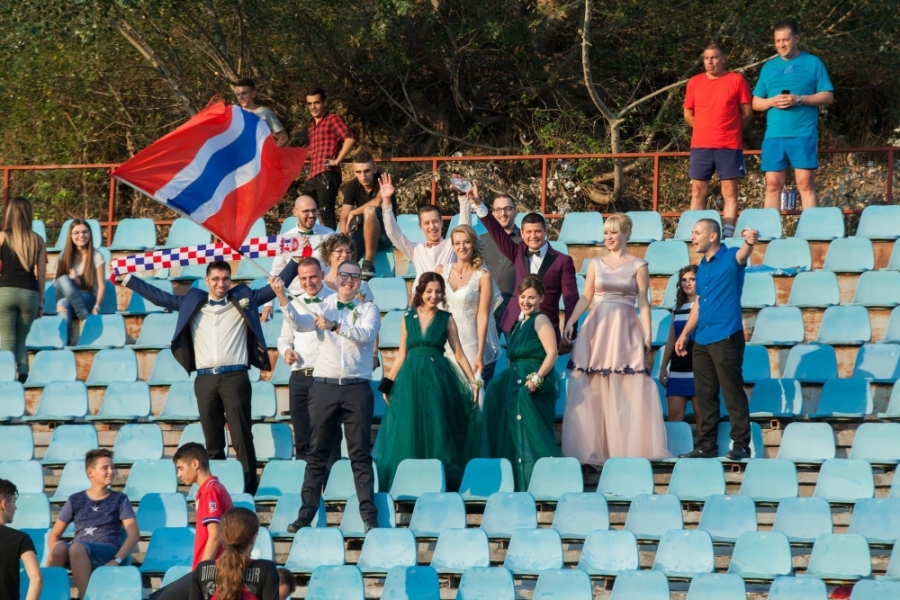 Oţelul, echipa unde nunţile încep la meci şi dă gol chiar şi portarul