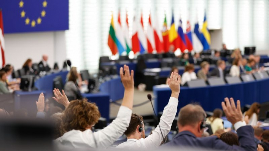 Parlamentul European va da în judecată Comisia Europeană