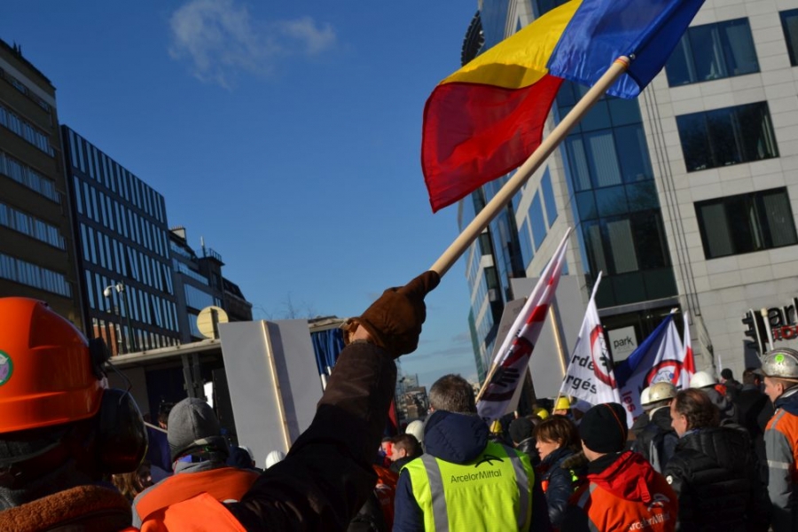 Marş de PROTEST al siderurgiştilor gălăţeni (FOTO)