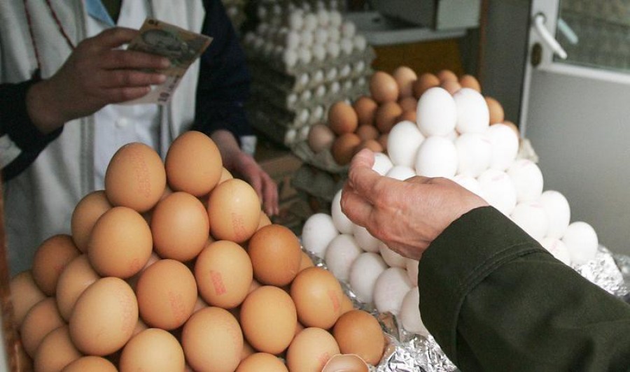 Într-o singură lună a crescut preţul la ouă cu 8 procente