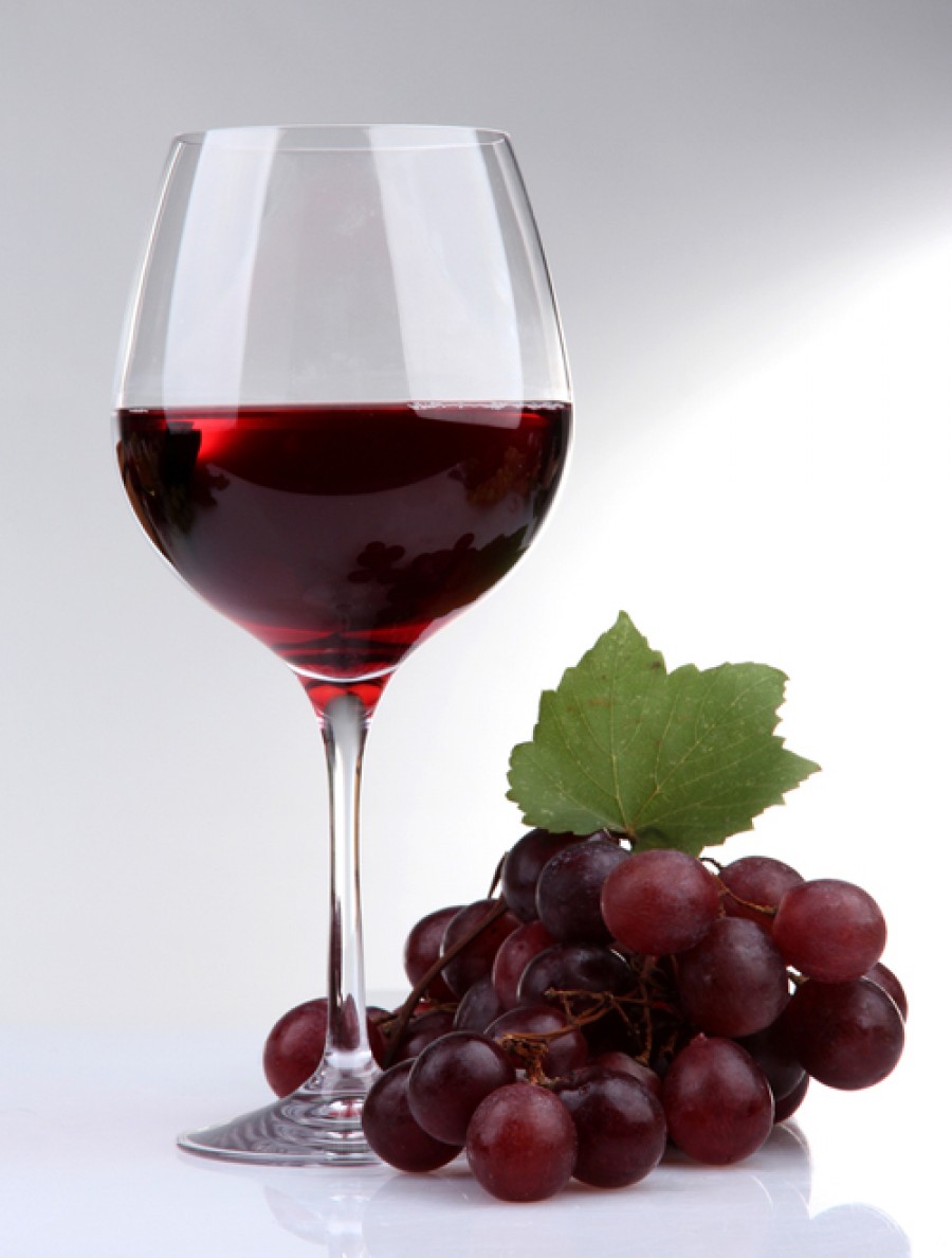 De ce nu prea beau românii vin la sticlă