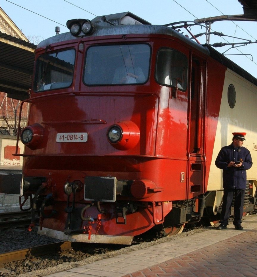 NOUTĂŢI | Cum li se acordă studenţilor gratuitatea la tren