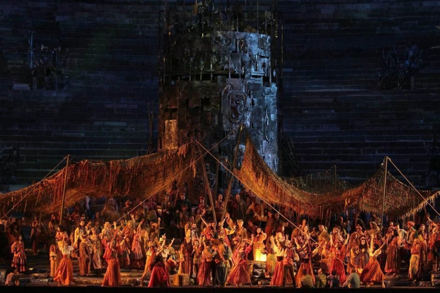 Celebra operă "Trubadurul", cu distribuţie internaţională, duminică, la Festivalul "Leonard"