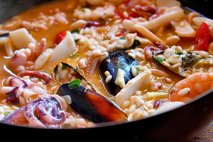 Risotto cu fructe de mare. Un preparat de inspirație italiană