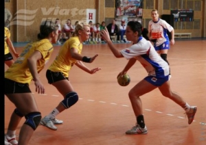 Astăzi (ora 11), Oţelul Galaţi - Rapid Bucureşti, la handbal feminin