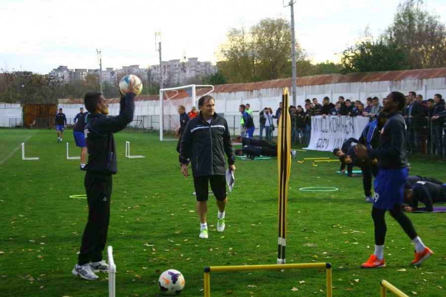 Meci cu dublă semnificaţie pentru suporterii Oţelului/ Lienen debutează acasă contra rivalilor de la FC Vaslui