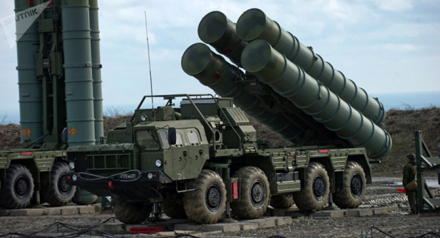 Un sistem antiaerian S-400, distrus de ucraineni