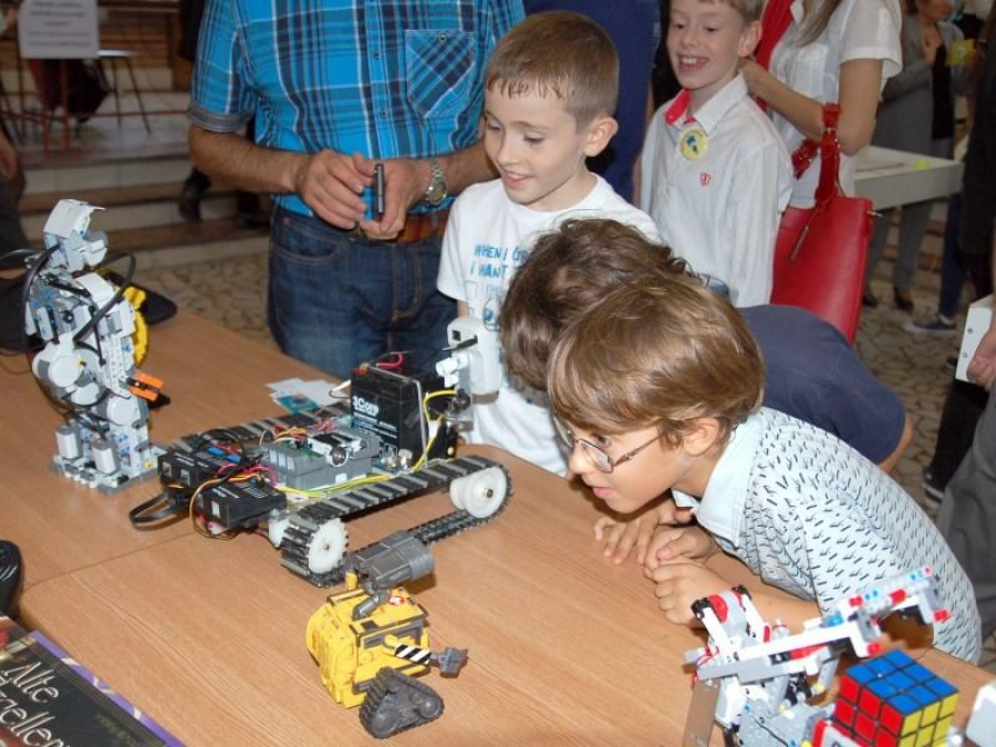 Olimpiada de robotică, faza regională