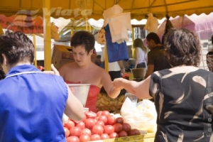 În pieţe -  parfum de toamnă!
