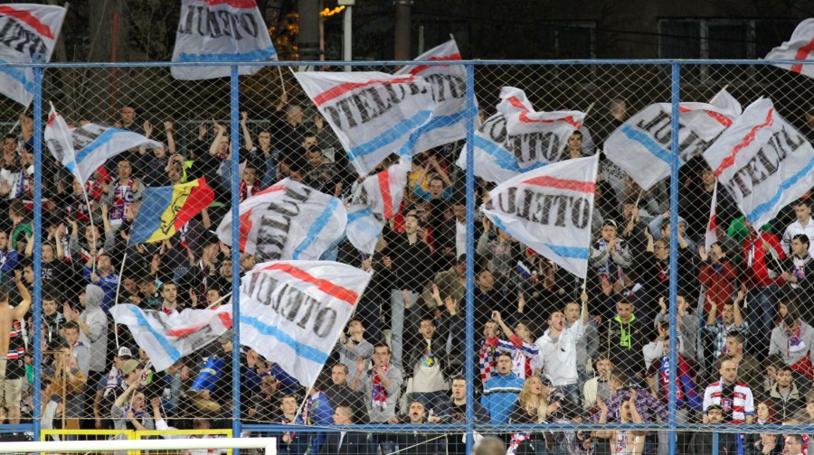 "Oţelul, te iubesc!"/ După victoria cu Steaua, suporterii au şters cu buretele toate dezamăgirile