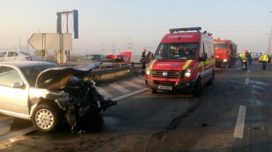 ACCIDENTE în lanţ pe Autostrada Soarelui, din cauza poleiului