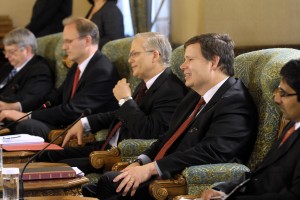 Băsescu: Am decis cu premierul şi guvernatorul BNR încheierea unui nou acord cu FMI