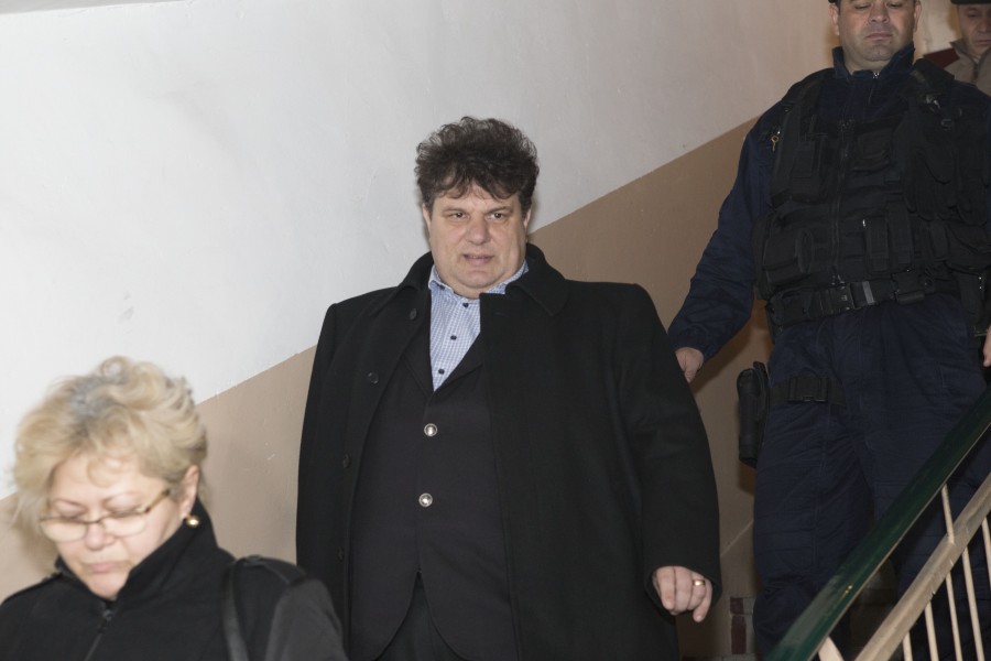 Directorul Regionalei CFR Galaţi, RIDICAT de DNA pentru audieri