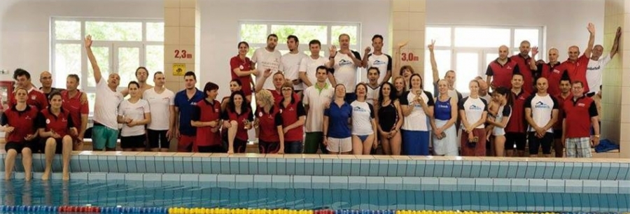 Concursurile „Masters”, pledoarie pentru mişcare - Gloriile nataţiei româneşti au înotat la Galaţi