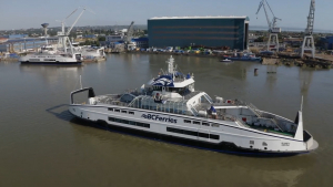 „Uzina plutitoare” ce pune feribotul în mișcare. Navă construită la Galați pentru Canada (FOTO și VIDEO)