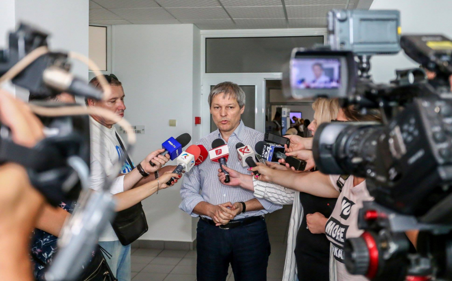 Dacian Cioloş susține un referendum pe tema corupției