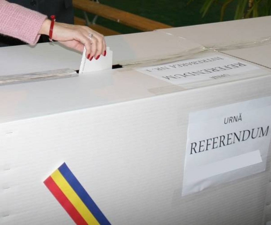 UPDATE Decizia privind programul la referendum între 7.00 şi 23.00 este constituţională 