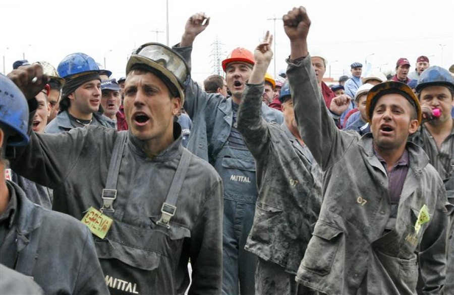 Sindicaliştii de la ArcelorMittal Galaţi cer o indexare de 15 la sută