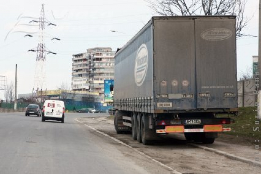 Nu avem trotuare, că avem TIR-uri!