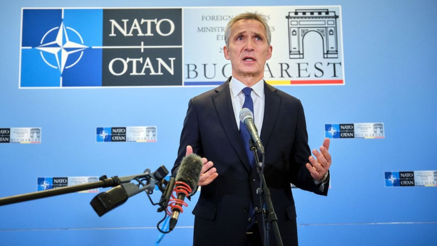 NATO menţine susţinerea militară pentru Ucraina şi asistenţa umanitară