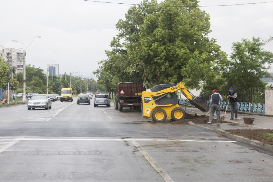 Pentru creşterea SIGURANŢEI pietonilor: Prima trecere de pietoni SUPRAÎNĂLŢATĂ