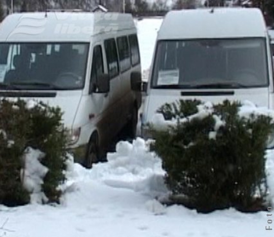 ISU recomandă: „Sistaţi transportul elevilor!”