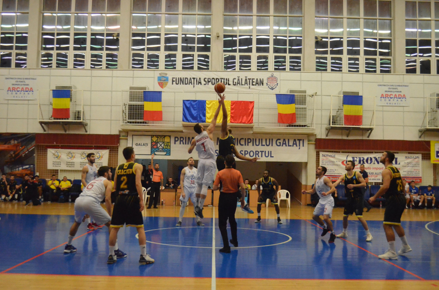 BASCHET | Derbi pentru locul al doilea