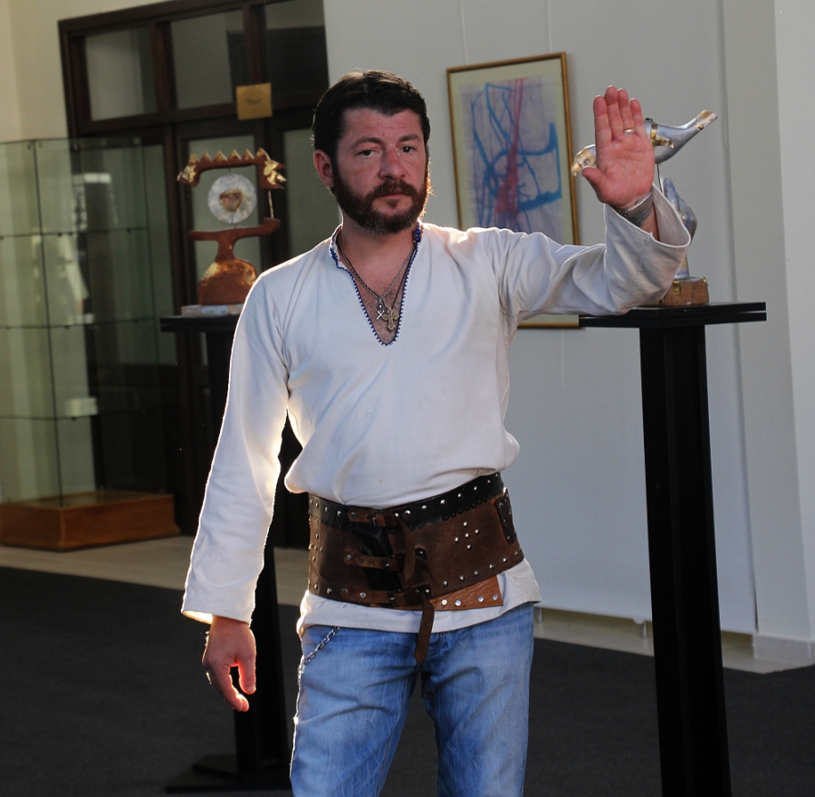 Sculptorul Sergiu Dumitrescu a plecat dintre noi