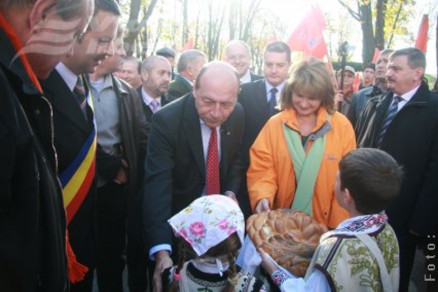 O prezenţă discretă şi elegantă 