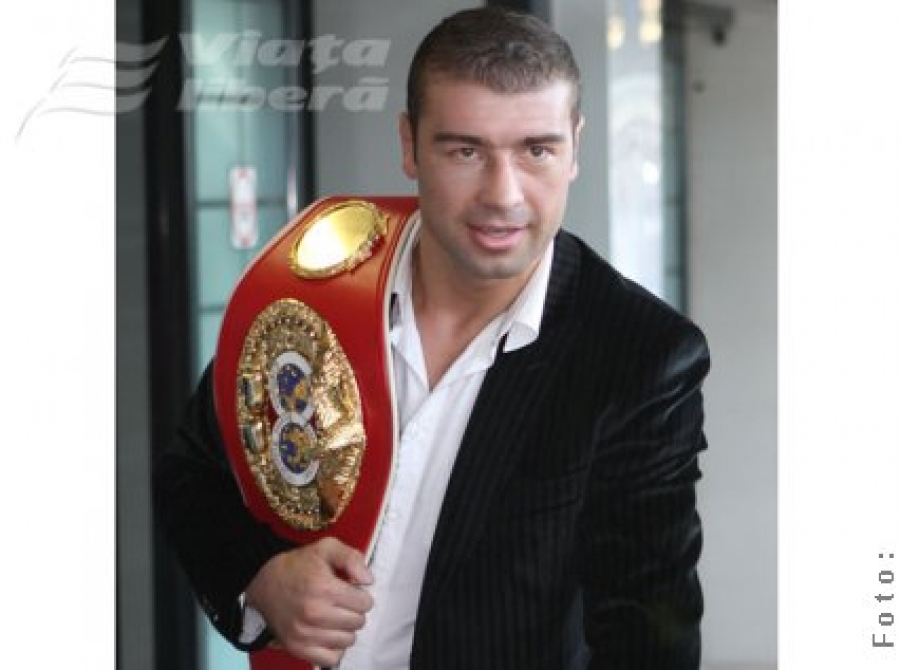Lucian Bute, în vacanţă 