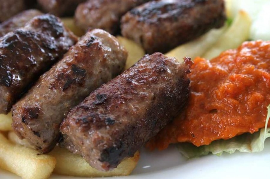 GASTRONOMIA Croaţiei - ca acasă, cu MICI şi BERE!