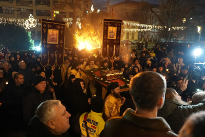 Impresionantă procesiune cu moaștele Sf.Ap.Andrei și ale Sfinților Tămăduitori